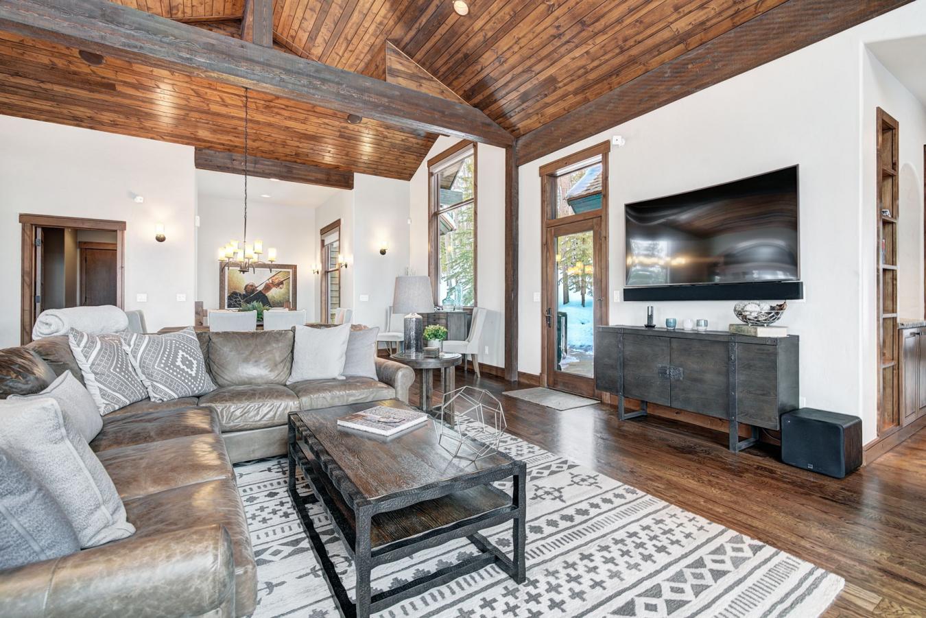 Breckenridge, Colorado, 80424, United States, 4 Bedrooms Bedrooms, ,4 BathroomsBathrooms,Residential,For Sale,2009350