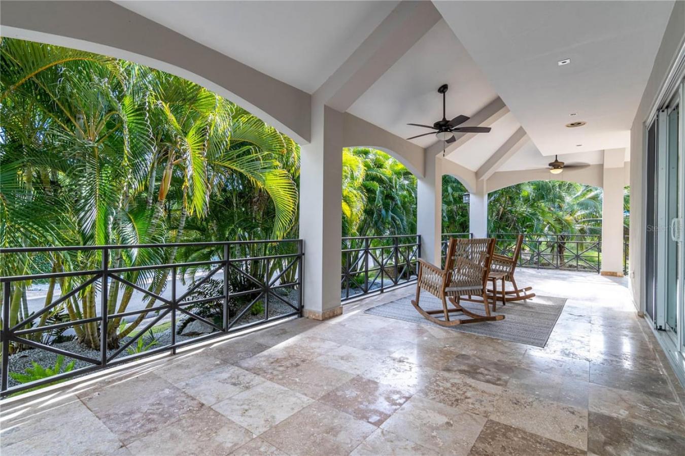 Humacao, Humacao, 00791, Puerto Rico, 4 Bedrooms Bedrooms, ,4 BathroomsBathrooms,Residential,For Sale,2003640