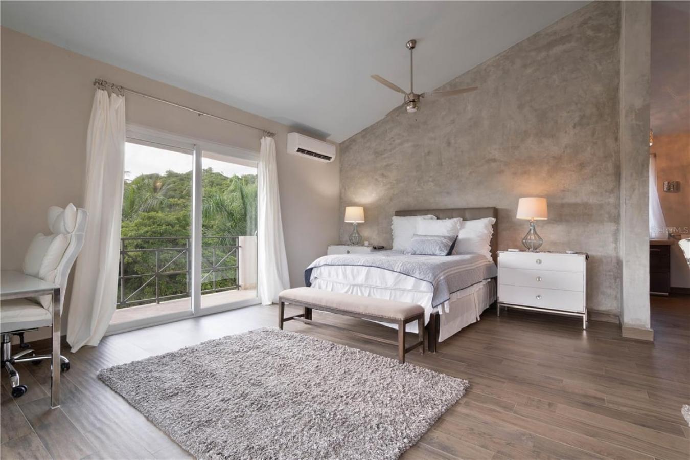 Humacao, Humacao, 00791, Puerto Rico, 4 Bedrooms Bedrooms, ,4 BathroomsBathrooms,Residential,For Sale,2003640