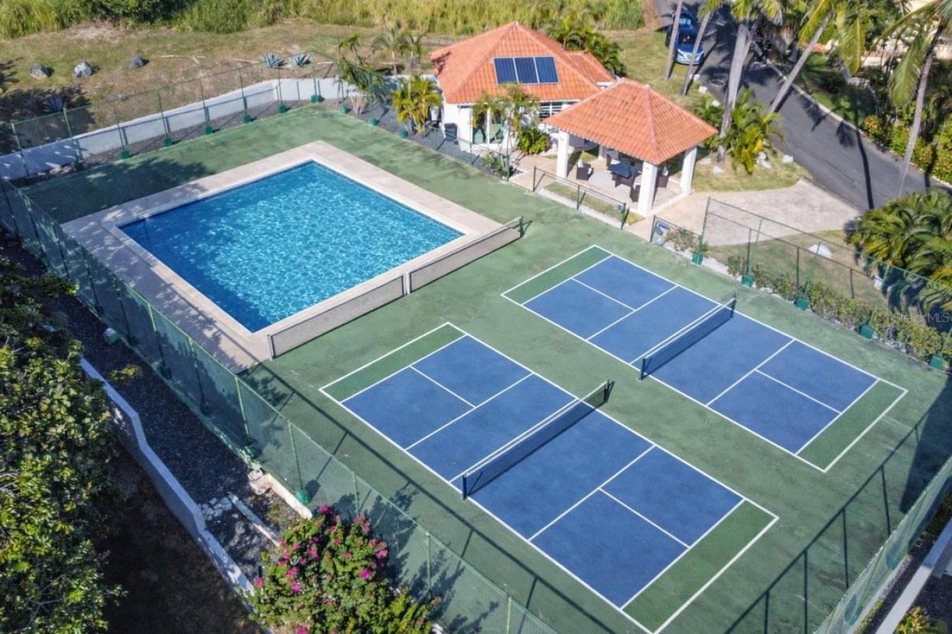 Humacao, Humacao, 00791, Puerto Rico, 4 Bedrooms Bedrooms, ,4 BathroomsBathrooms,Residential,For Sale,2003640