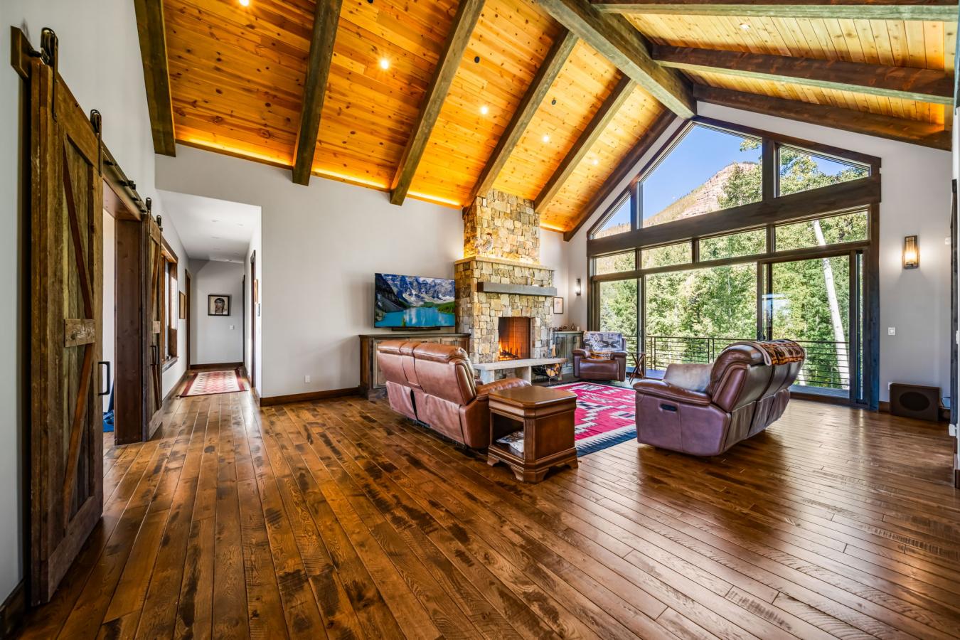 Durango, La Plata, 81303, United States, 3 Bedrooms Bedrooms, ,4 BathroomsBathrooms,Residential,For Sale,2003636