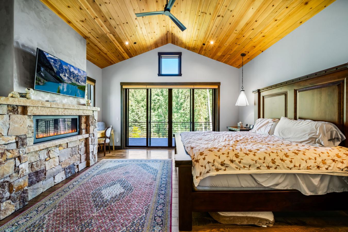 Durango, La Plata, 81303, United States, 3 Bedrooms Bedrooms, ,4 BathroomsBathrooms,Residential,For Sale,2003636