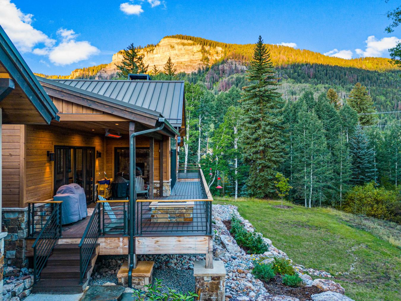 Durango, La Plata, 81303, United States, 3 Bedrooms Bedrooms, ,4 BathroomsBathrooms,Residential,For Sale,2003636