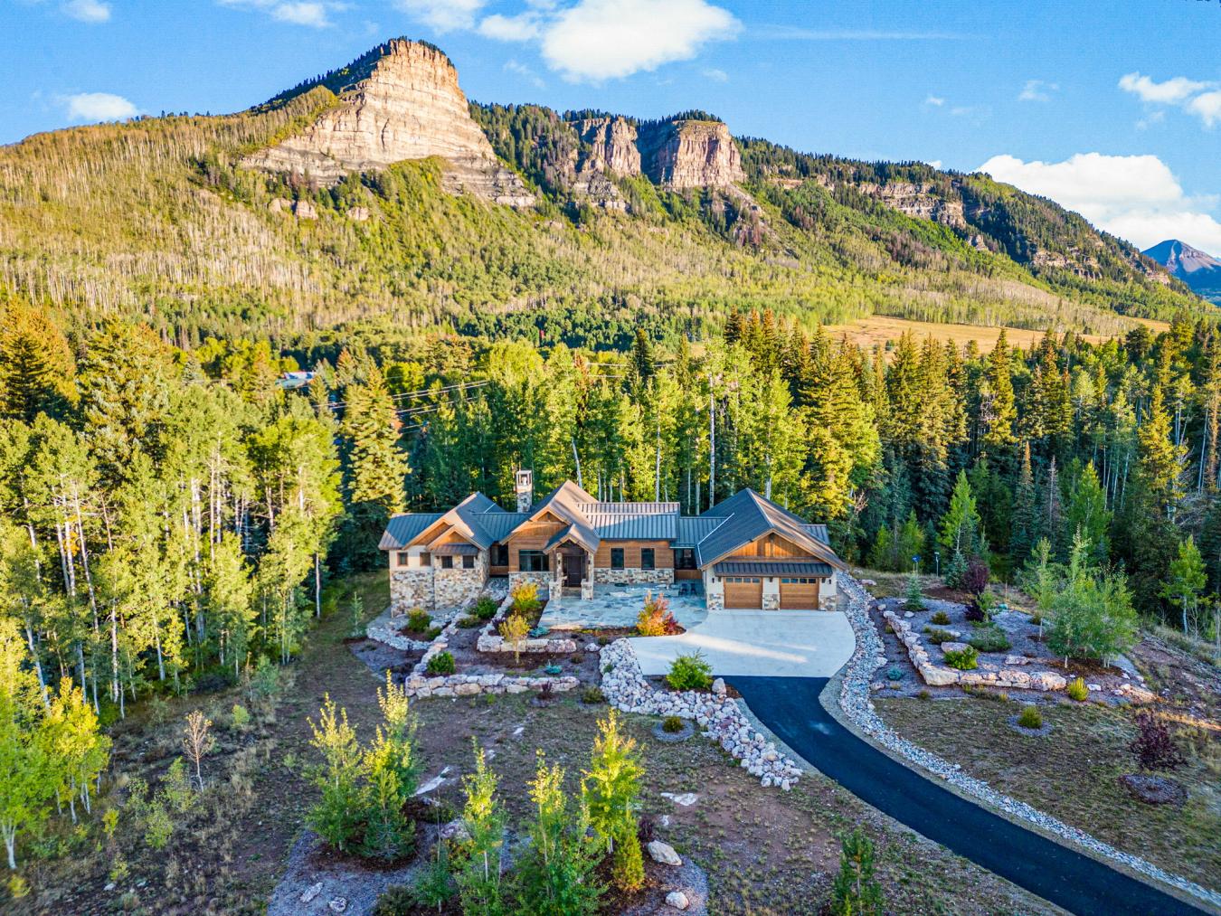 Durango, La Plata, 81303, United States, 3 Bedrooms Bedrooms, ,4 BathroomsBathrooms,Residential,For Sale,2003636