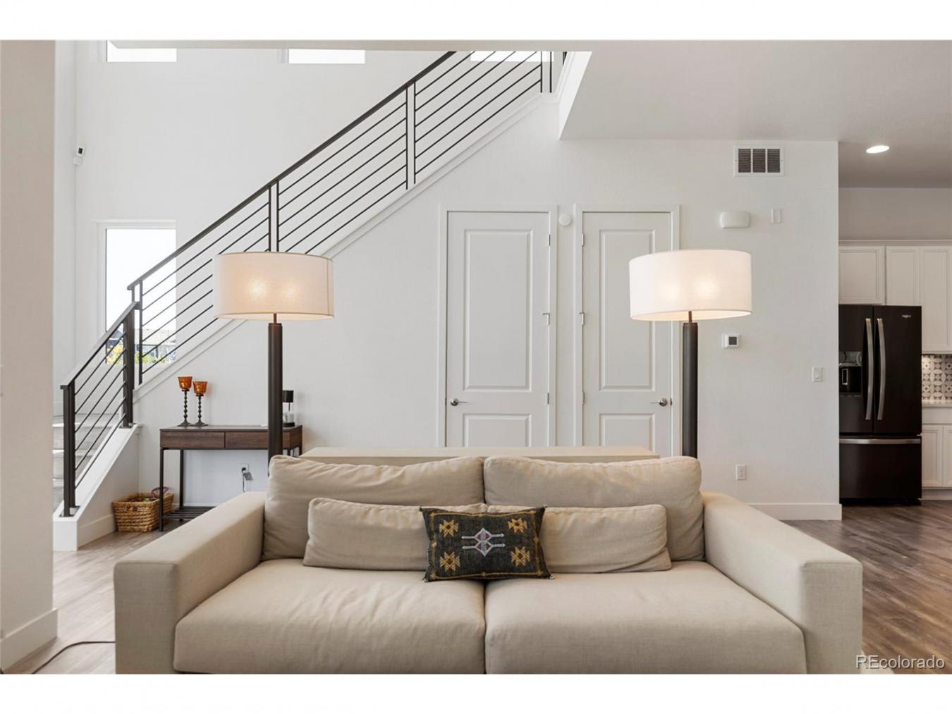 Aurora, Adams, 80019, United States, ,Residential,For Sale,2003633