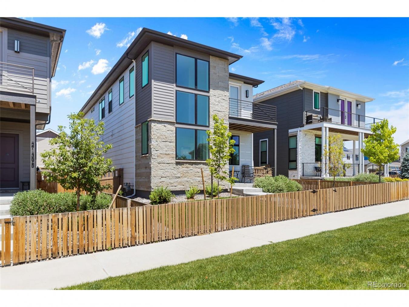 Aurora, Adams, 80019, United States, ,Residential,For Sale,2003633