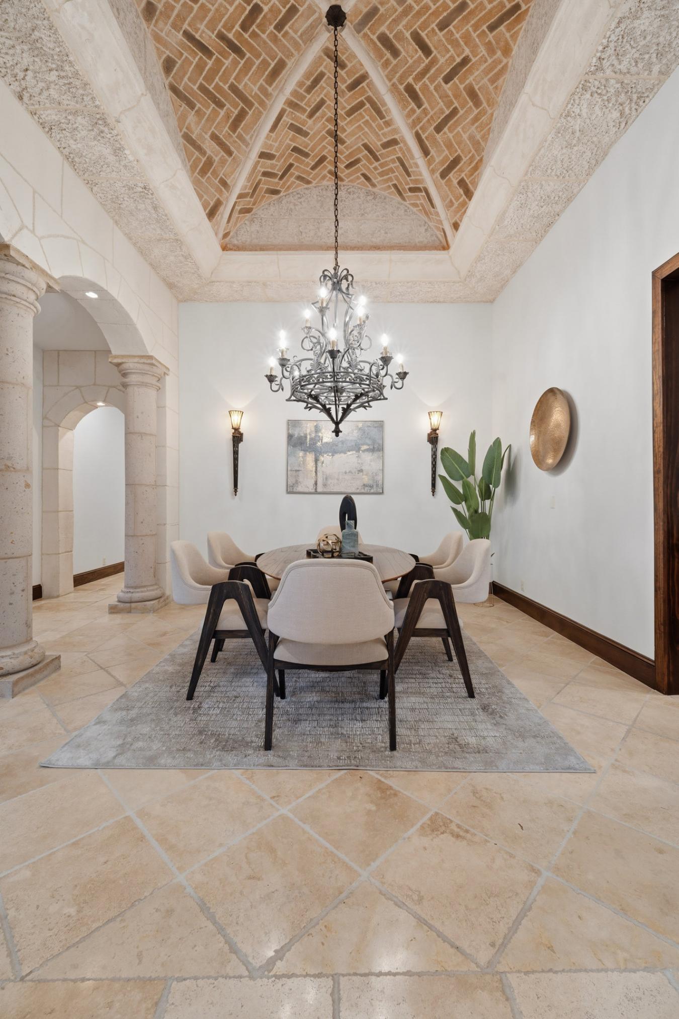 Austin, Travis, 78738, United States, 5 Bedrooms Bedrooms, ,5 BathroomsBathrooms,Residential,For Sale,2003631