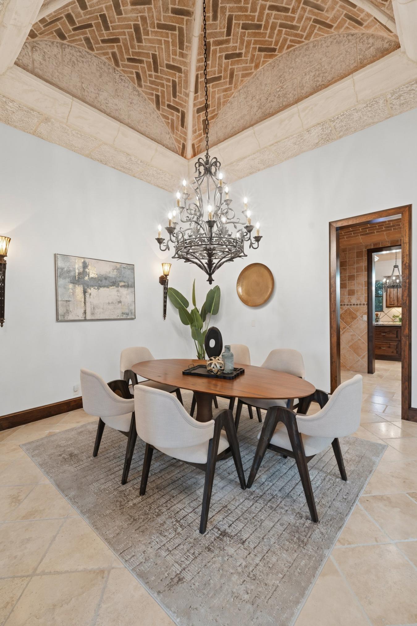 Austin, Travis, 78738, United States, 5 Bedrooms Bedrooms, ,5 BathroomsBathrooms,Residential,For Sale,2003631