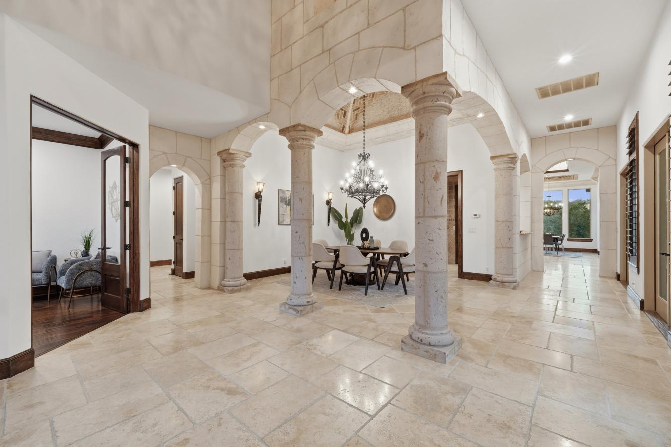 Austin, Travis, 78738, United States, 5 Bedrooms Bedrooms, ,5 BathroomsBathrooms,Residential,For Sale,2003631