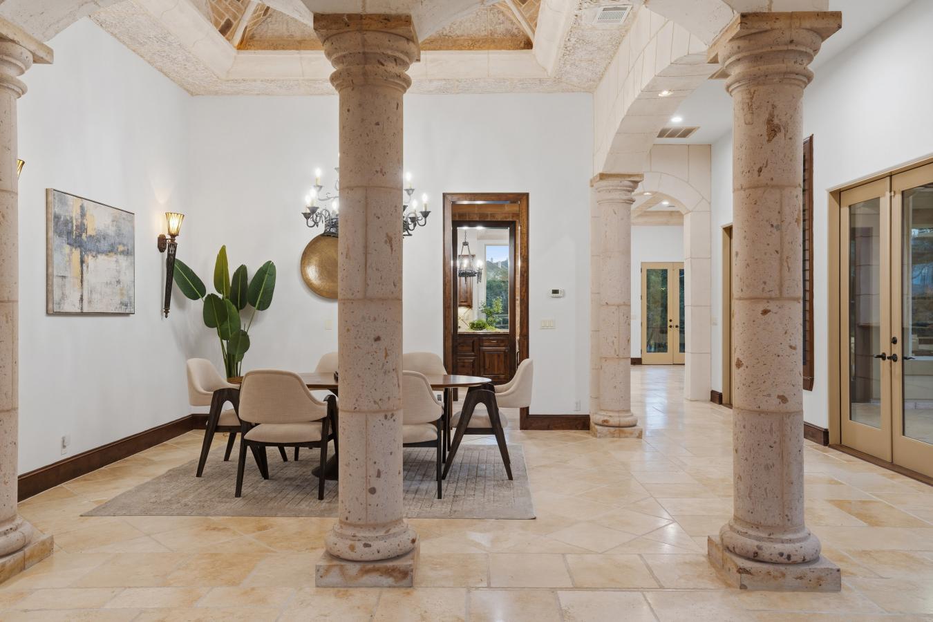 Austin, Travis, 78738, United States, 5 Bedrooms Bedrooms, ,5 BathroomsBathrooms,Residential,For Sale,2003631