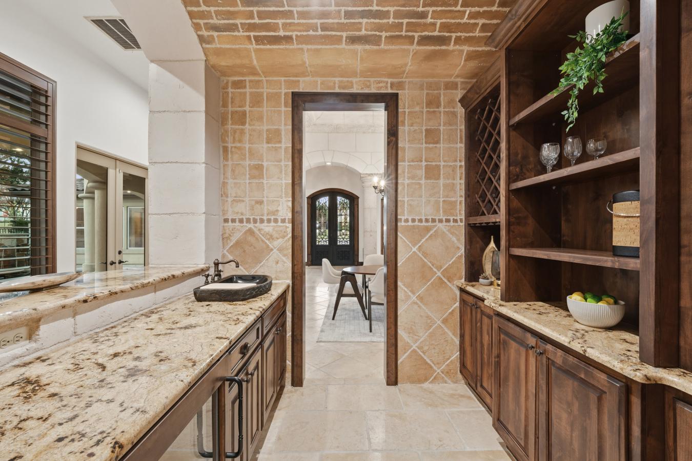 Austin, Travis, 78738, United States, 5 Bedrooms Bedrooms, ,5 BathroomsBathrooms,Residential,For Sale,2003631