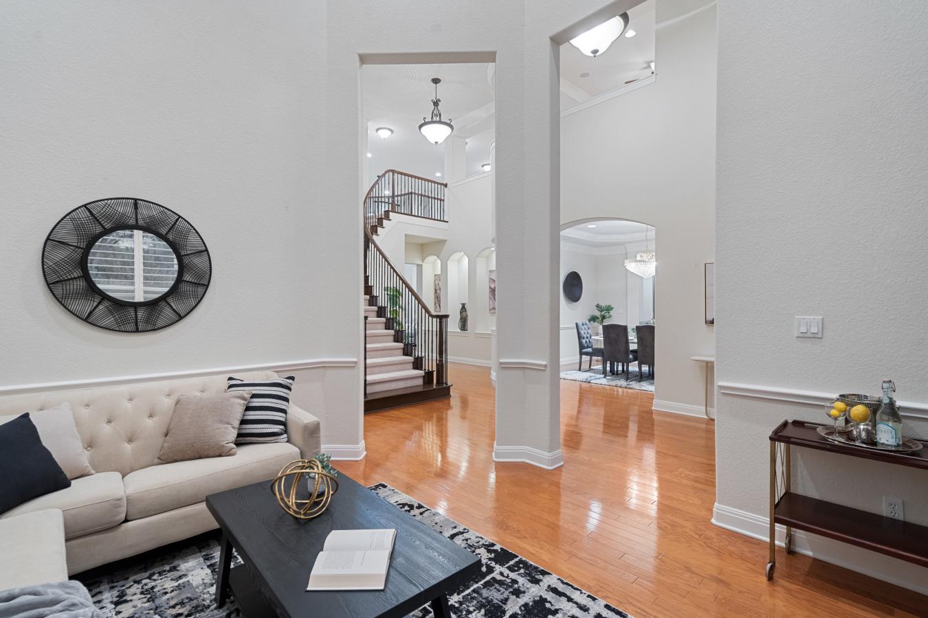 Spicewood, Travis, 78669, United States, 4 Bedrooms Bedrooms, ,5 BathroomsBathrooms,Residential,For Sale,2003630