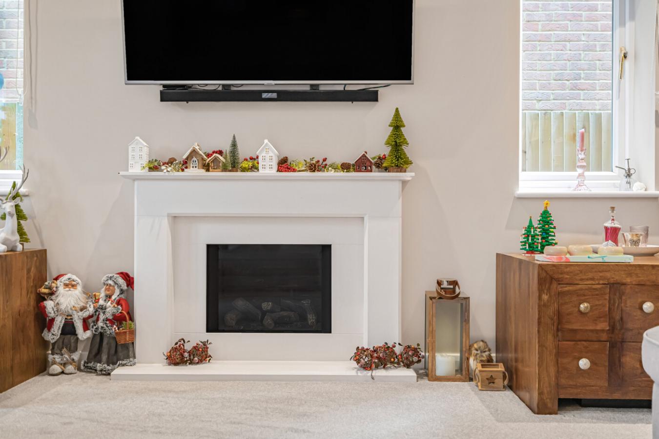 Worth, Crawley, RH10 7SB, United Kingdom, 4 Bedrooms Bedrooms, ,2 BathroomsBathrooms,Residential,For Sale,2003627