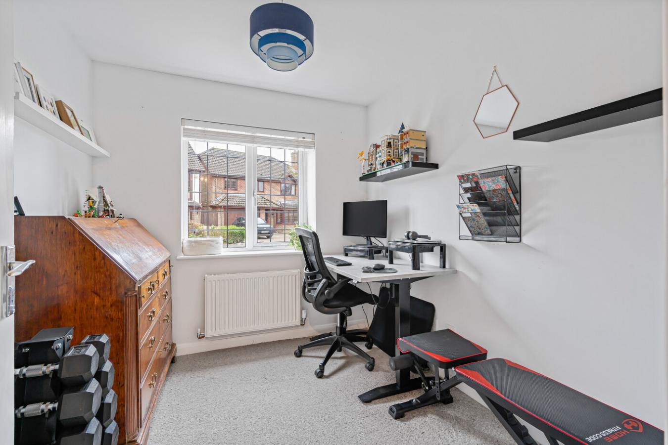 Worth, Crawley, RH10 7SB, United Kingdom, 4 Bedrooms Bedrooms, ,2 BathroomsBathrooms,Residential,For Sale,2003627