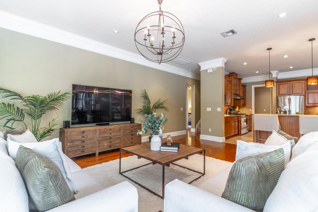 Orlando, Orange, 32820, United States, 5 Bedrooms Bedrooms, ,4 BathroomsBathrooms,Residential,For Sale,2007588