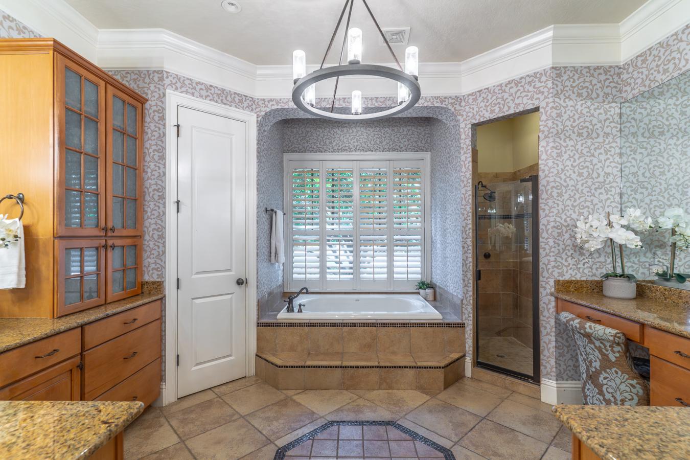 Orlando, Orange, 32820, United States, 5 Bedrooms Bedrooms, ,4 BathroomsBathrooms,Residential,For Sale,2007588