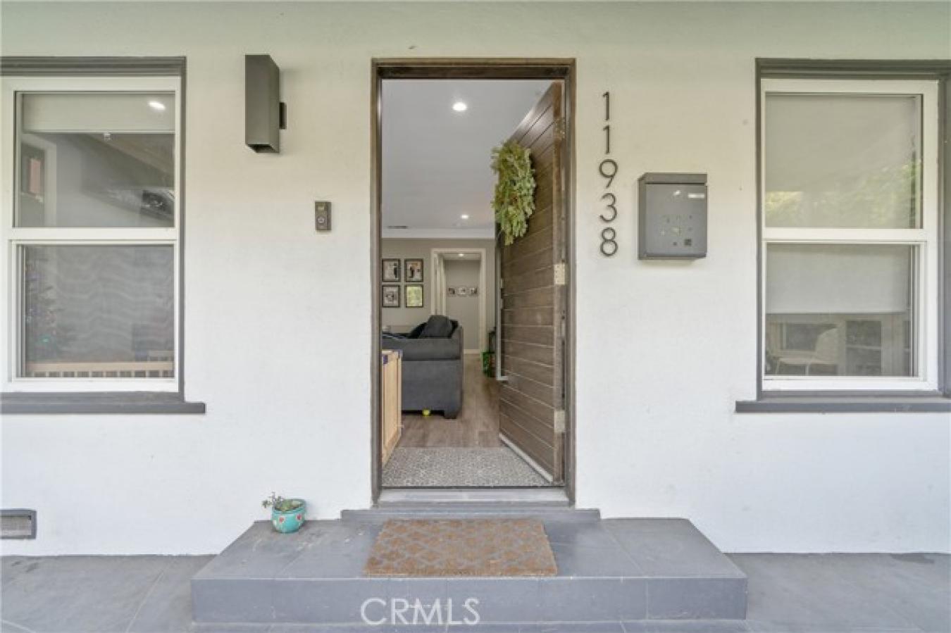 Los Angeles, Los Angeles, 90064, United States, 3 Bedrooms Bedrooms, ,3 BathroomsBathrooms,Residential,For Sale,2003624