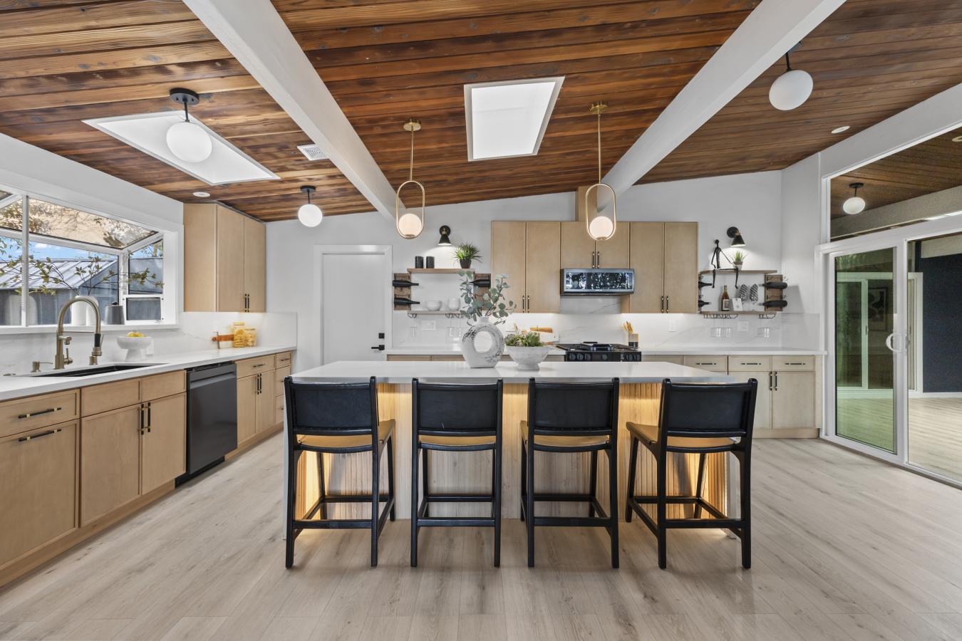 Concord, Contra Costa, 94518-1614, United States, 4 Bedrooms Bedrooms, ,2 BathroomsBathrooms,Residential,For Sale,2003623