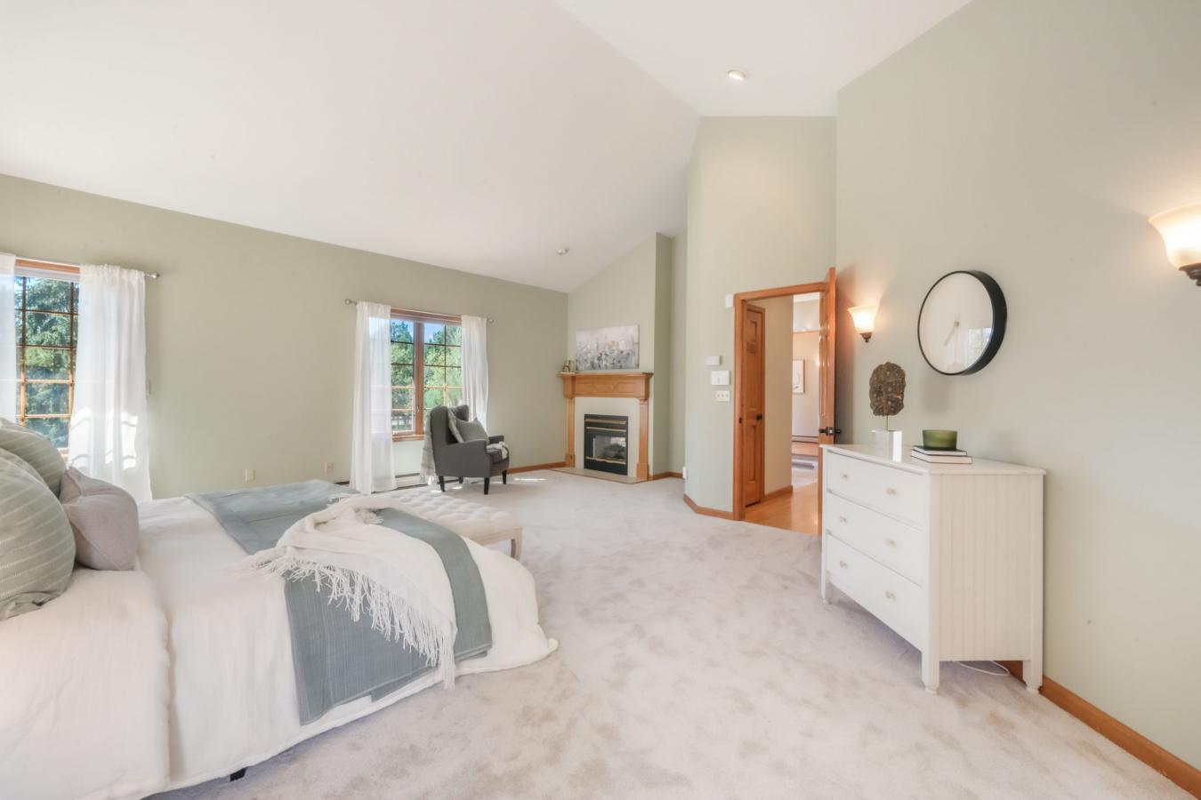 Monument, El Paso, 80132, United States, 5 Bedrooms Bedrooms, ,5 BathroomsBathrooms,Residential,For Sale,2003622