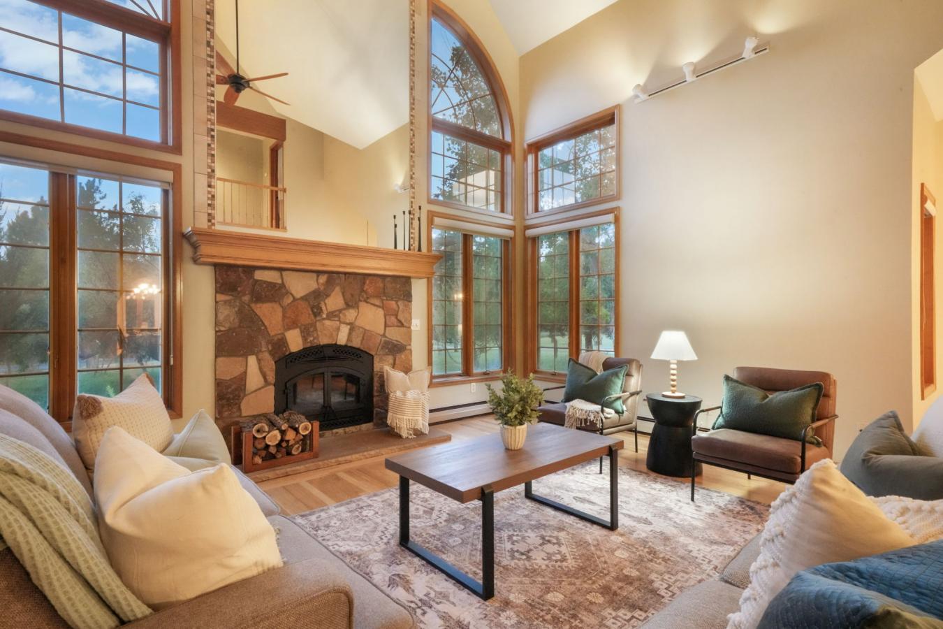 Monument, El Paso, 80132, United States, 5 Bedrooms Bedrooms, ,5 BathroomsBathrooms,Residential,For Sale,2003622