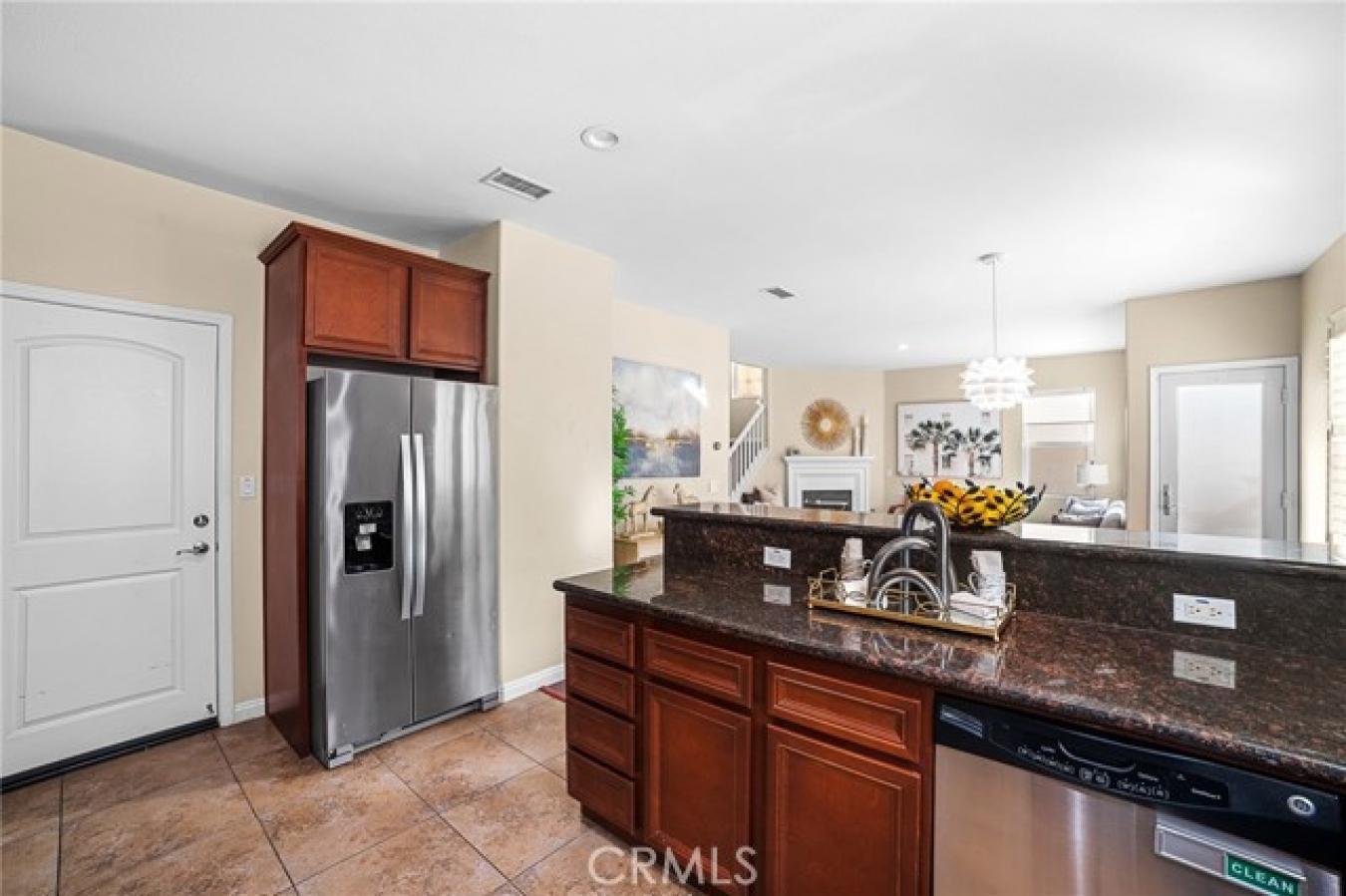 Chino, San Bernardino, 91710, United States, 4 Bedrooms Bedrooms, ,2 BathroomsBathrooms,Residential,For Sale,2003619