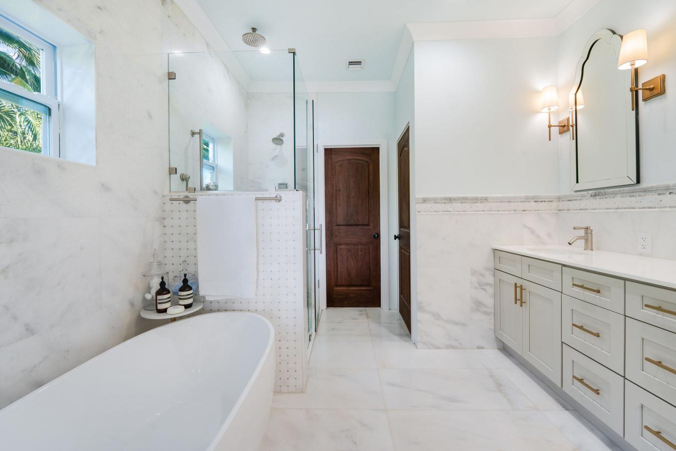 West Bay, Grand Cayman, Cayman Islands, 4 Bedrooms Bedrooms, ,2 BathroomsBathrooms,Residential,For Sale,2003644