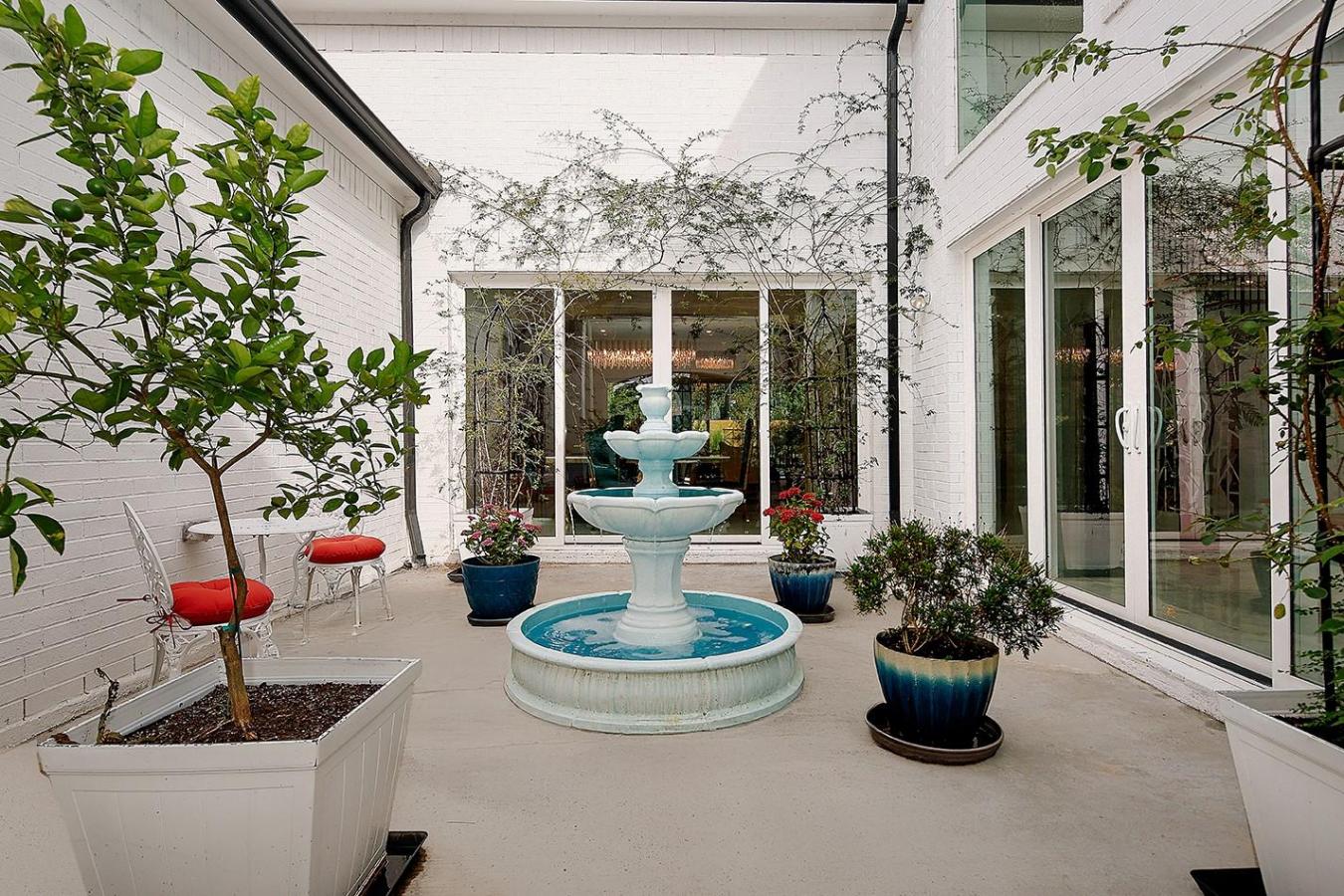 The Woodlands, Harris, 77389, United States, ,Residential,For Sale,2003613