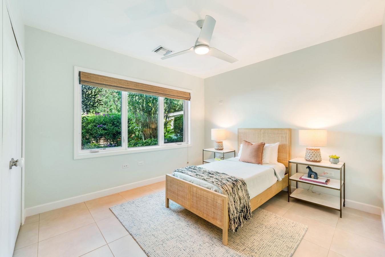 George Town, Grand Cayman, Cayman Islands, 5 Bedrooms Bedrooms, ,3 BathroomsBathrooms,Residential,For Sale,2003635