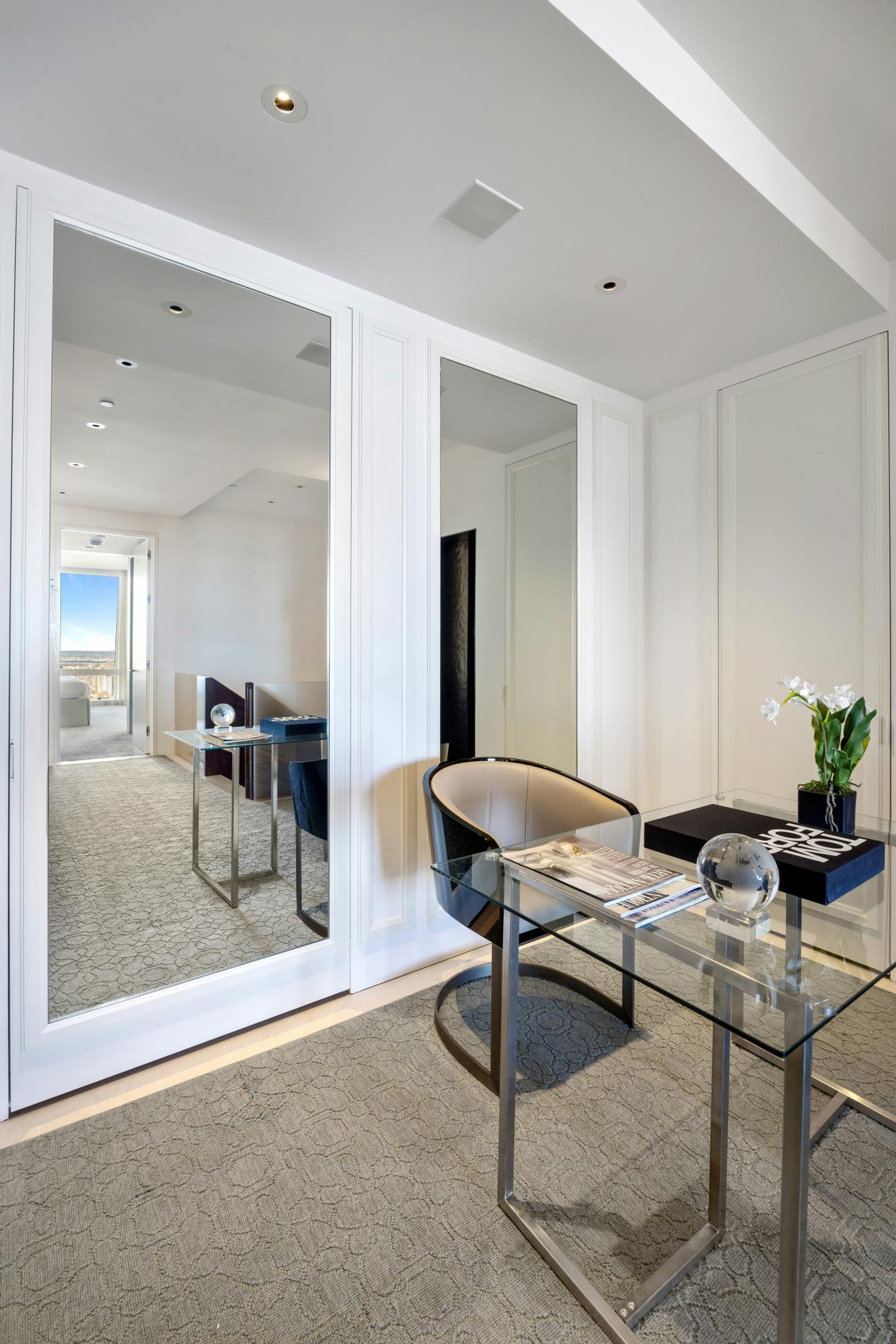 New York, New York, 10019, United States, 4 Bedrooms Bedrooms, ,5 BathroomsBathrooms,Residential,For Sale,2003602