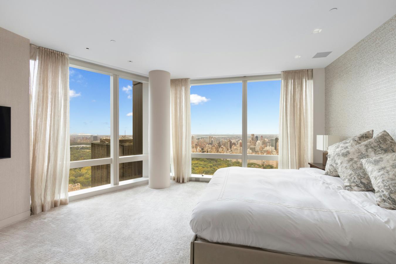 New York, New York, 10019, United States, 4 Bedrooms Bedrooms, ,5 BathroomsBathrooms,Residential,For Sale,2003602