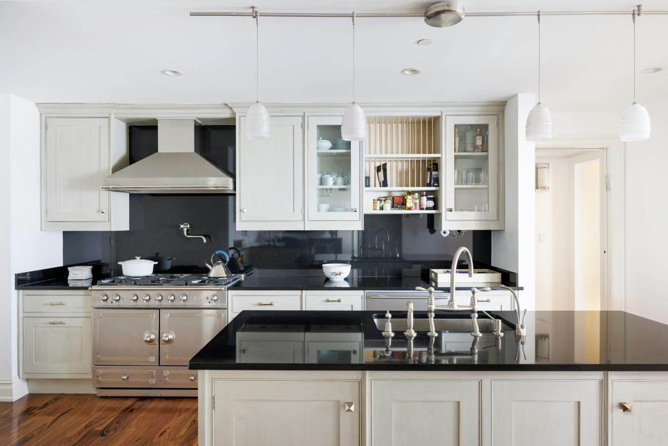 New York, New York, 10024, United States, 4 Bedrooms Bedrooms, ,5 BathroomsBathrooms,Residential,For Sale,2003600