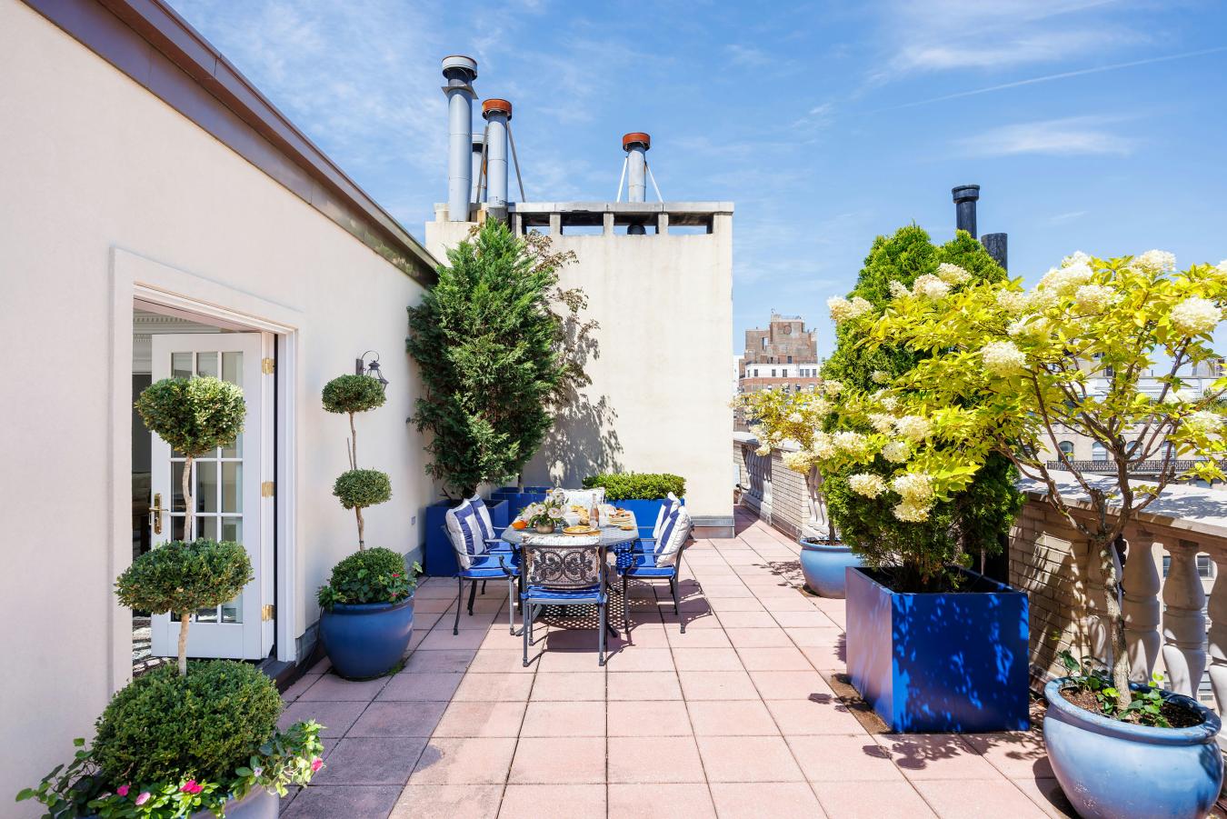 New York, New York, 10028, United States, 2 Bedrooms Bedrooms, ,2 BathroomsBathrooms,Residential,For Sale,2003597