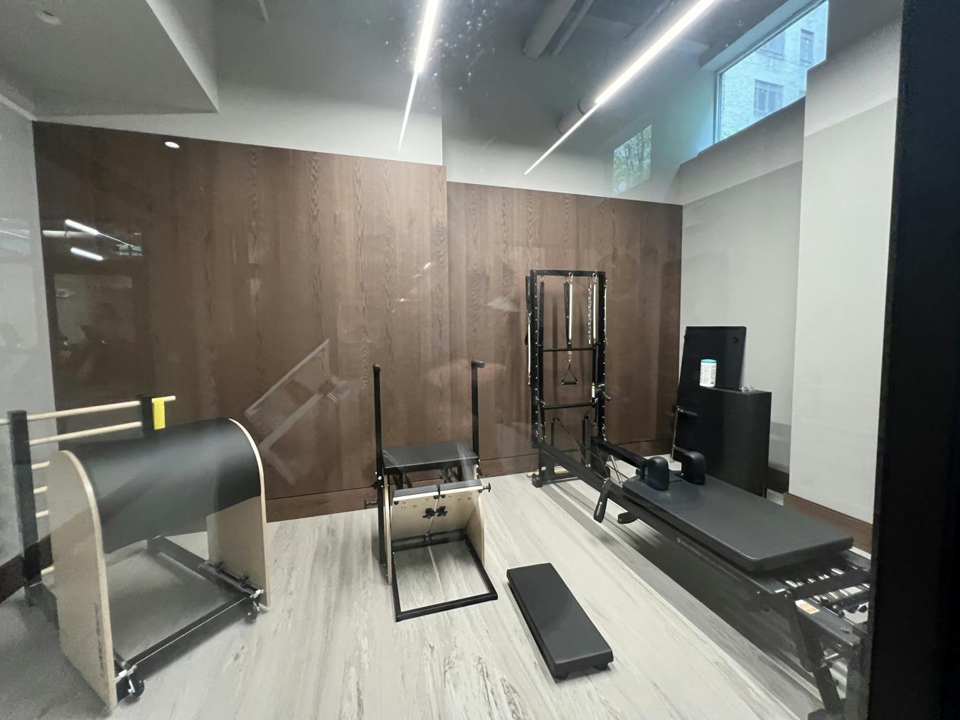 New York, New York, 10023, United States, 3 Bedrooms Bedrooms, ,2 BathroomsBathrooms,Residential,For Sale,2003596