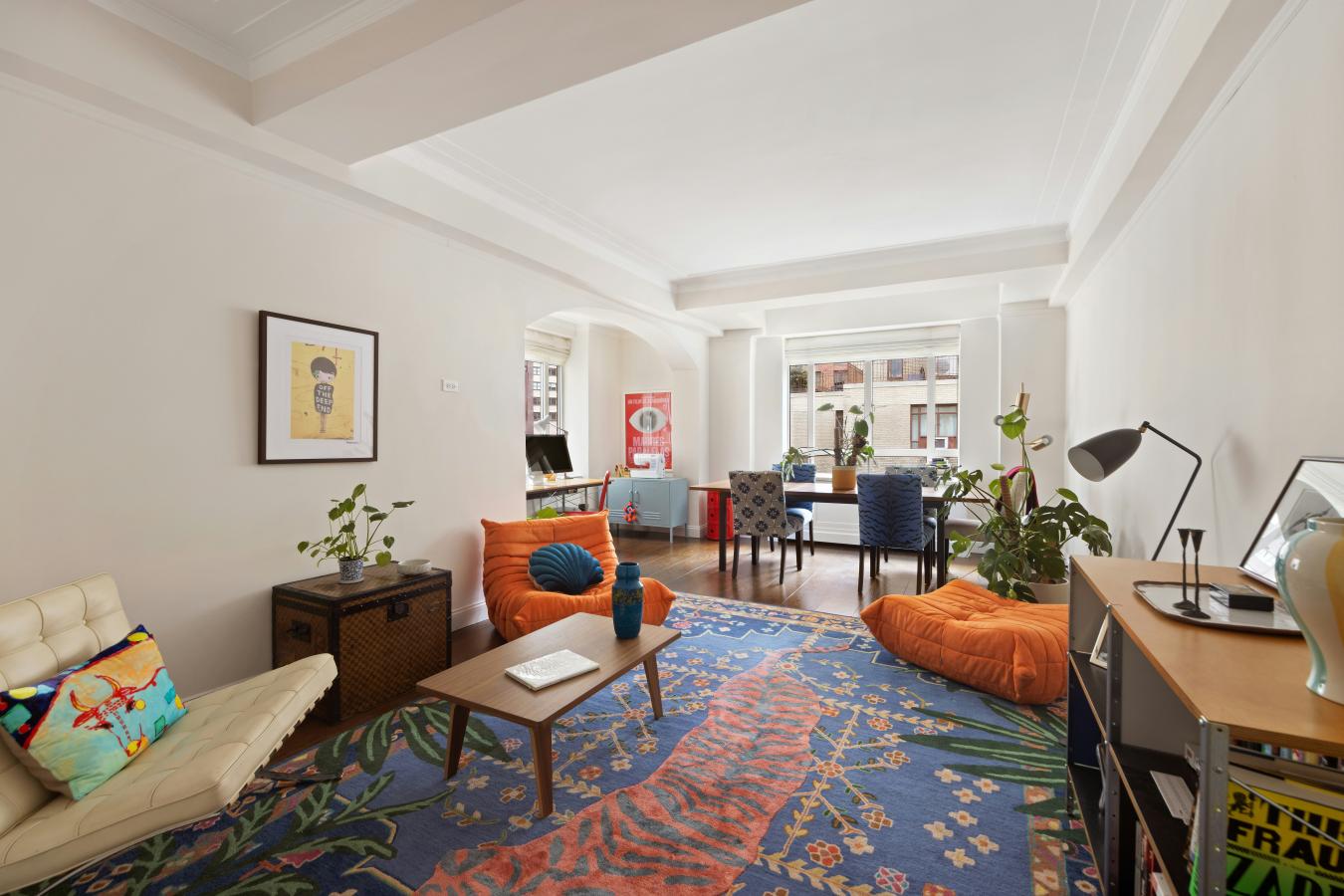 New York, New York, 10023, United States, 3 Bedrooms Bedrooms, ,2 BathroomsBathrooms,Residential,For Sale,2003596