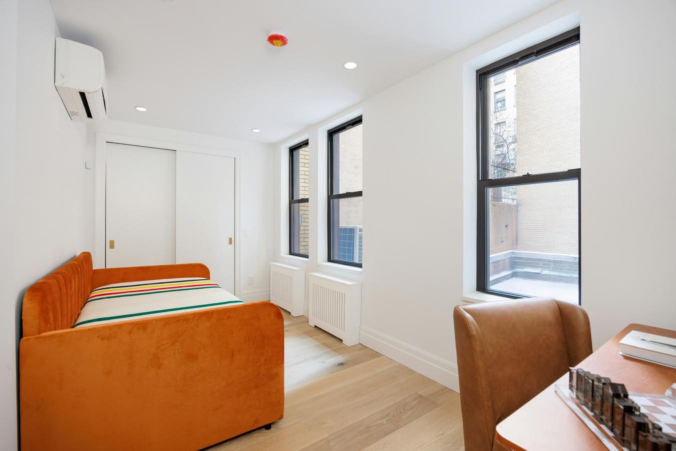 New York, New York, 10075, United States, 3 Bedrooms Bedrooms, ,3 BathroomsBathrooms,Residential,For Sale,2003594