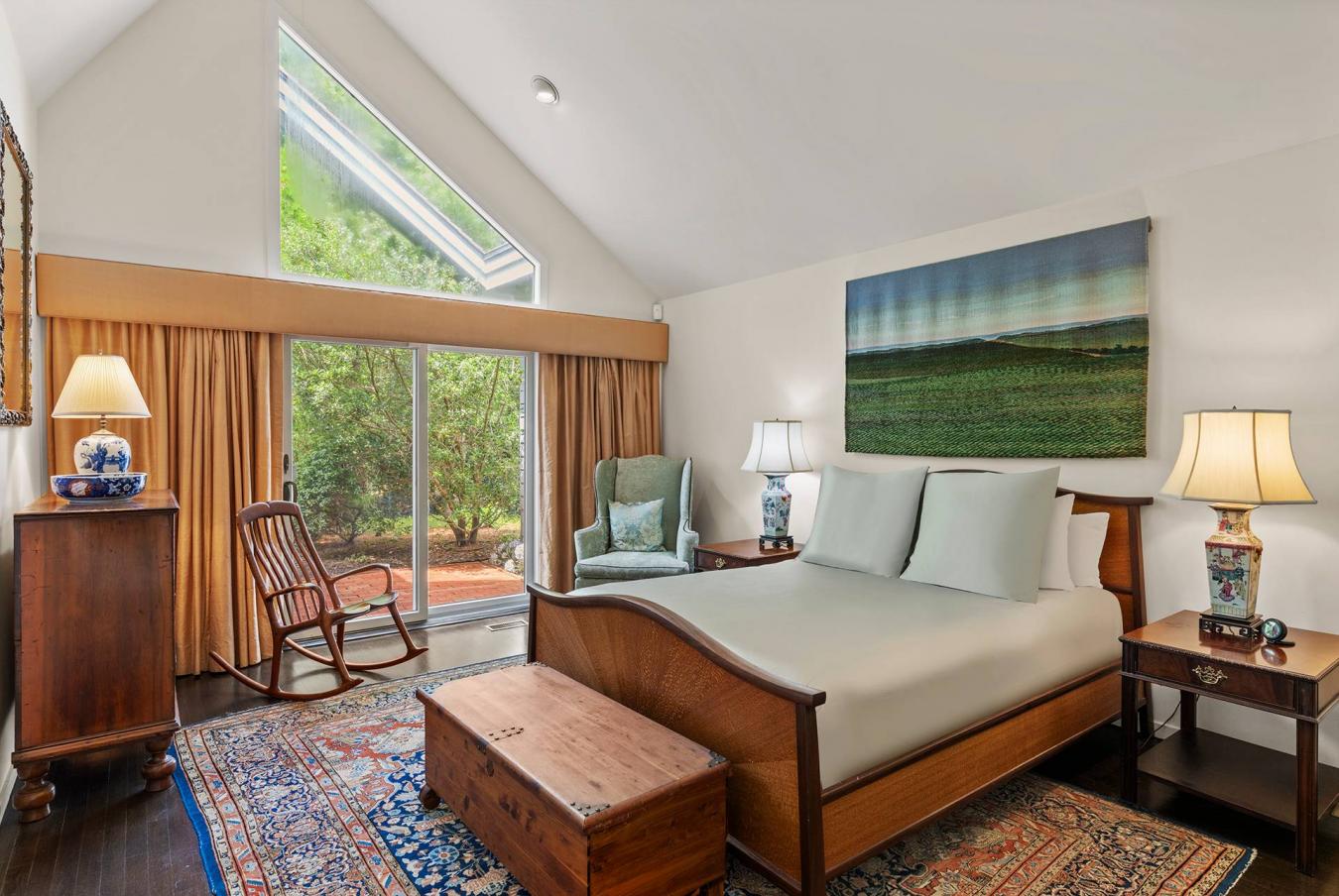 East Hampton, New York, 11937, United States, 3 Bedrooms Bedrooms, ,2 BathroomsBathrooms,Residential,For Sale,2003591