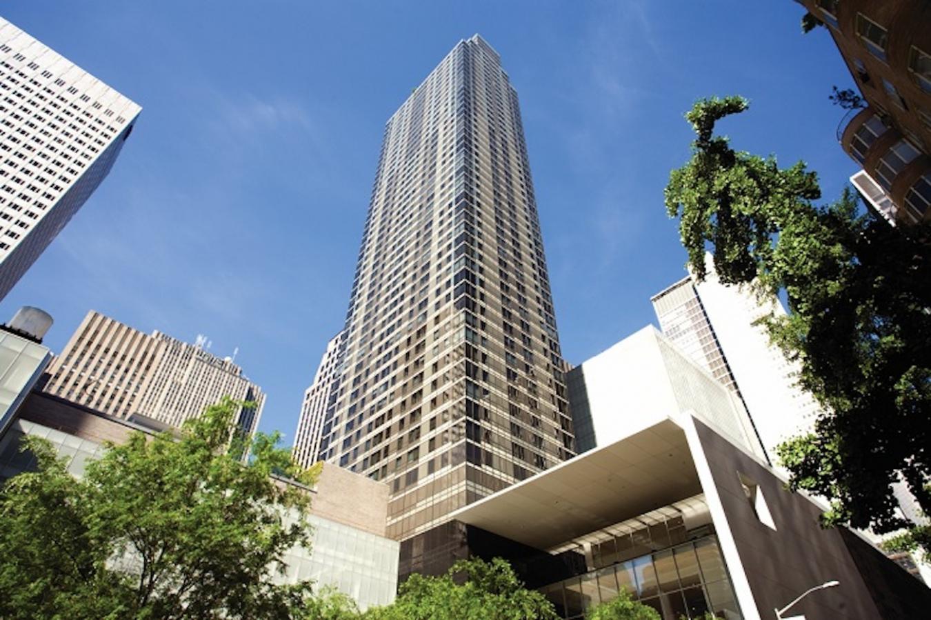 New York, New York, 10019, United States, 1 Bedroom Bedrooms, ,1 BathroomBathrooms,Residential,For Sale,2003590