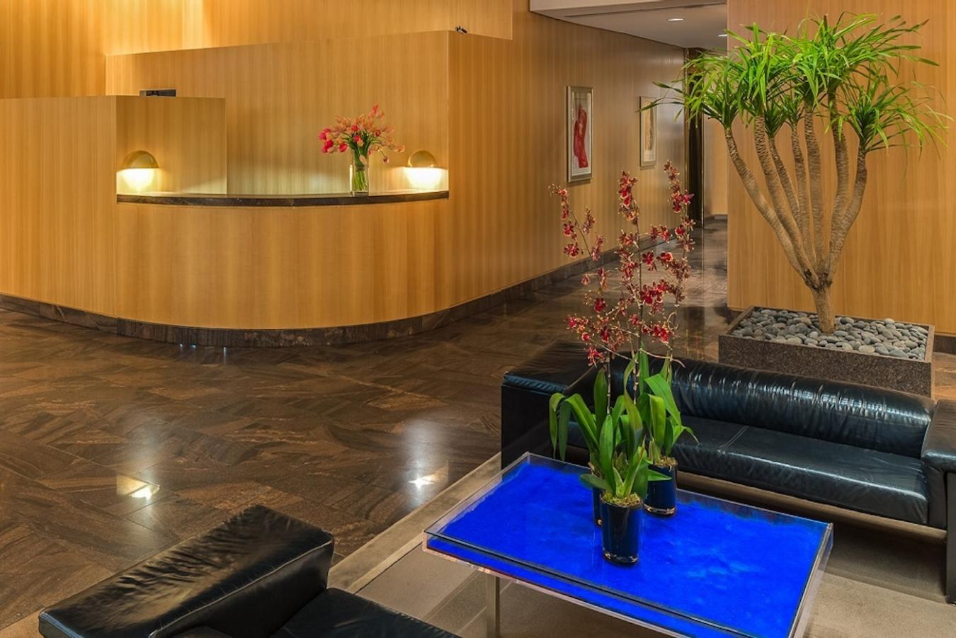 New York, New York, 10019, United States, 1 Bedroom Bedrooms, ,1 BathroomBathrooms,Residential,For Sale,2003590