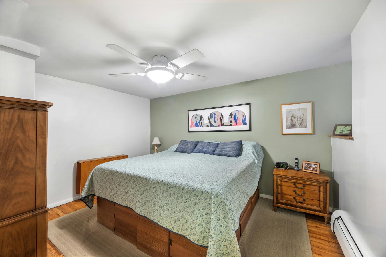 New York, New York, 10025, United States, 3 Bedrooms Bedrooms, ,2 BathroomsBathrooms,Residential,For Sale,2003587