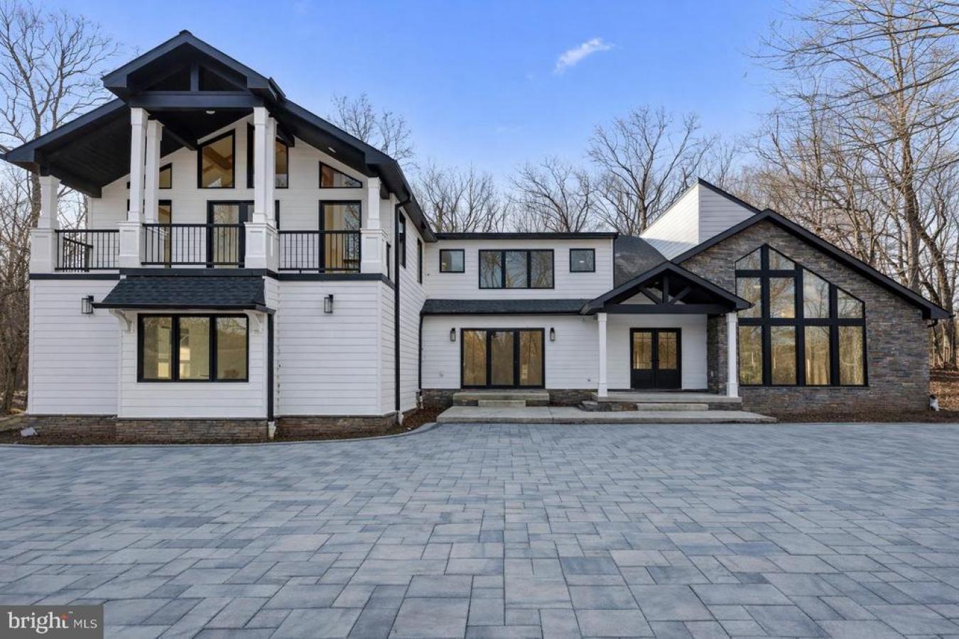 NEWTOWN, BUCKS, 18940, United States, 4 Bedrooms Bedrooms, ,4 BathroomsBathrooms,Residential,For Sale,2003585