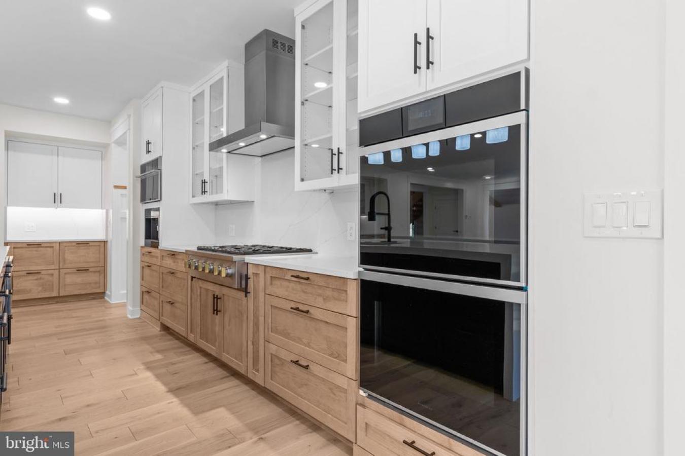 NEWTOWN, BUCKS, 18940, United States, 4 Bedrooms Bedrooms, ,4 BathroomsBathrooms,Residential,For Sale,2003585