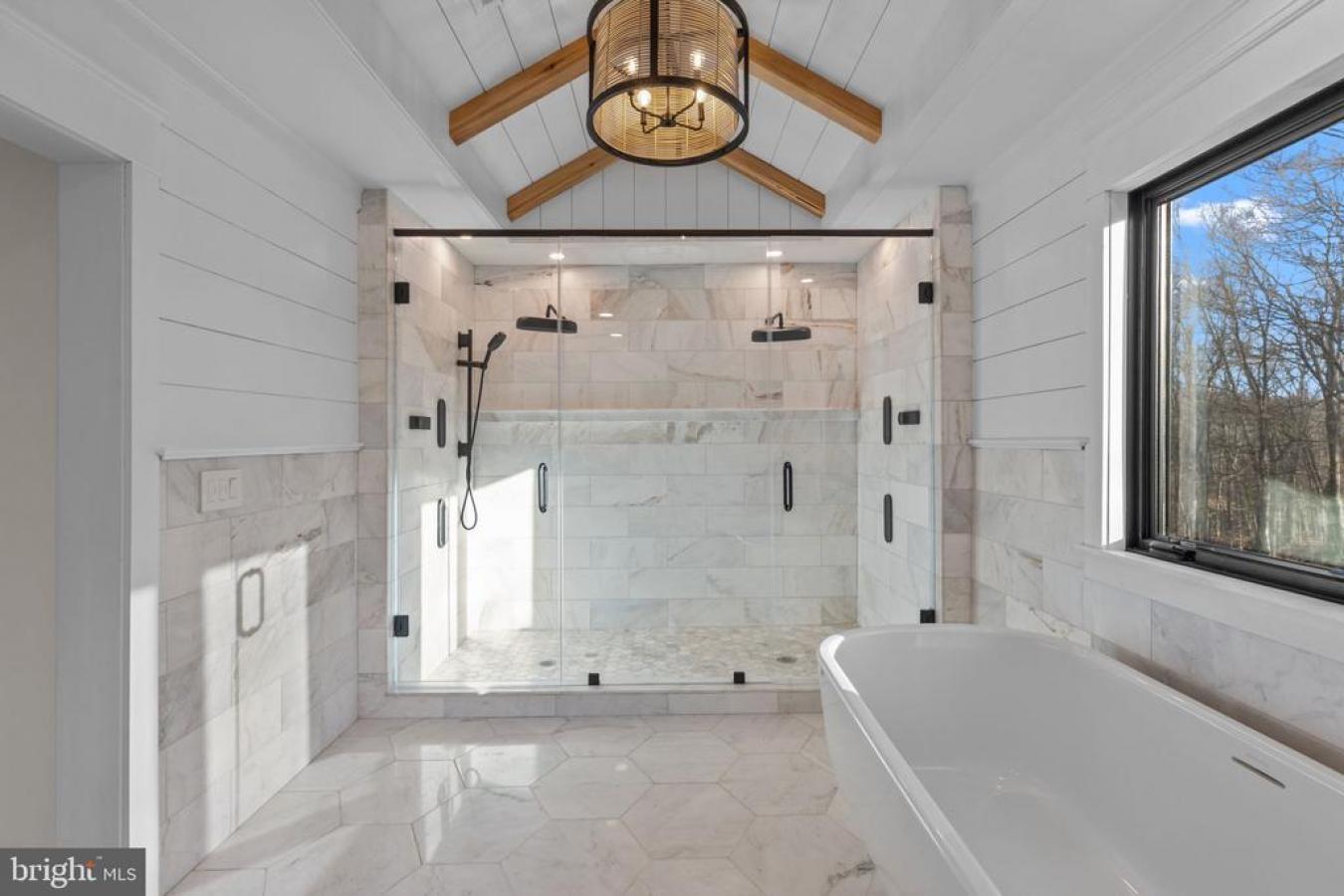 NEWTOWN, BUCKS, 18940, United States, 4 Bedrooms Bedrooms, ,4 BathroomsBathrooms,Residential,For Sale,2003585