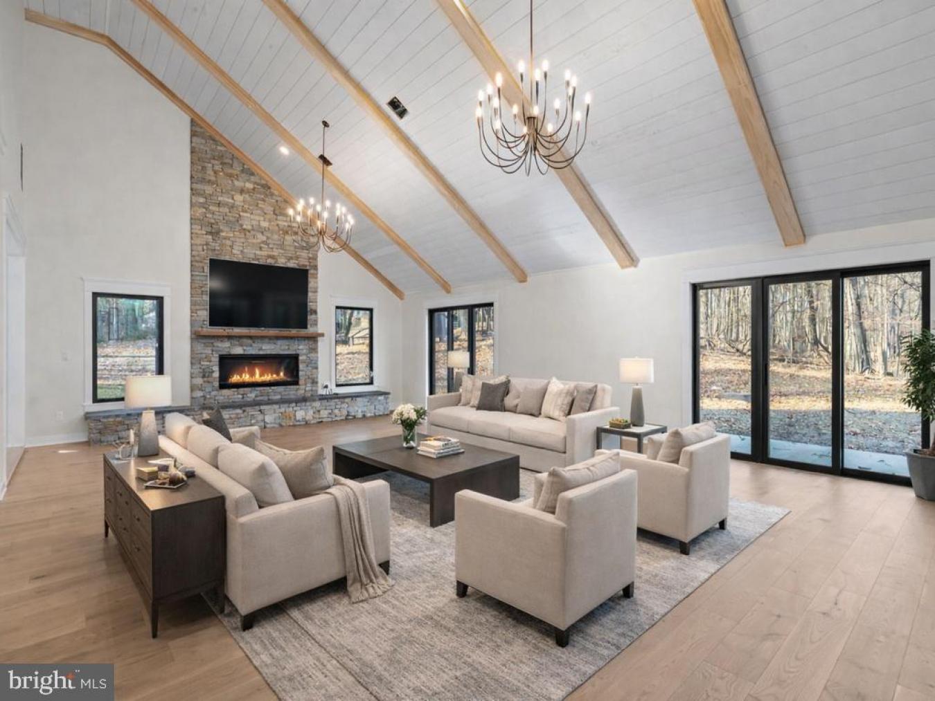 NEWTOWN, BUCKS, 18940, United States, 4 Bedrooms Bedrooms, ,4 BathroomsBathrooms,Residential,For Sale,2003585