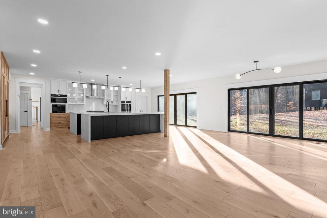 NEWTOWN, BUCKS, 18940, United States, 4 Bedrooms Bedrooms, ,4 BathroomsBathrooms,Residential,For Sale,2003585