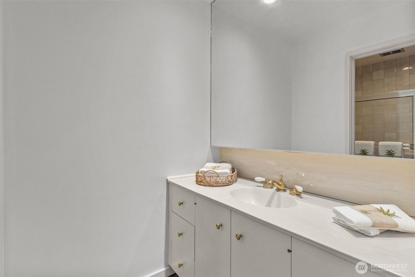 Lakewood, Pierce, 98499, United States, ,Residential,For Sale,2003584