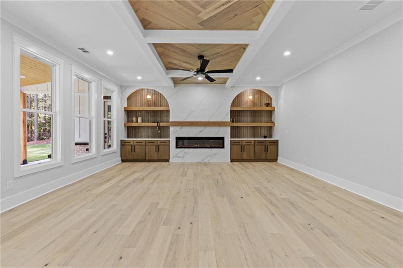 Winder, Barrow - GA, 30680, United States, 5 Bedrooms Bedrooms, ,5 BathroomsBathrooms,Residential,For Sale,2003582