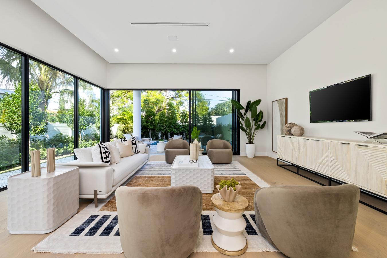 Delray Beach, Palm Beach, 33483, United States, 3 Bedrooms Bedrooms, ,3 BathroomsBathrooms,Residential,For Sale,2003612