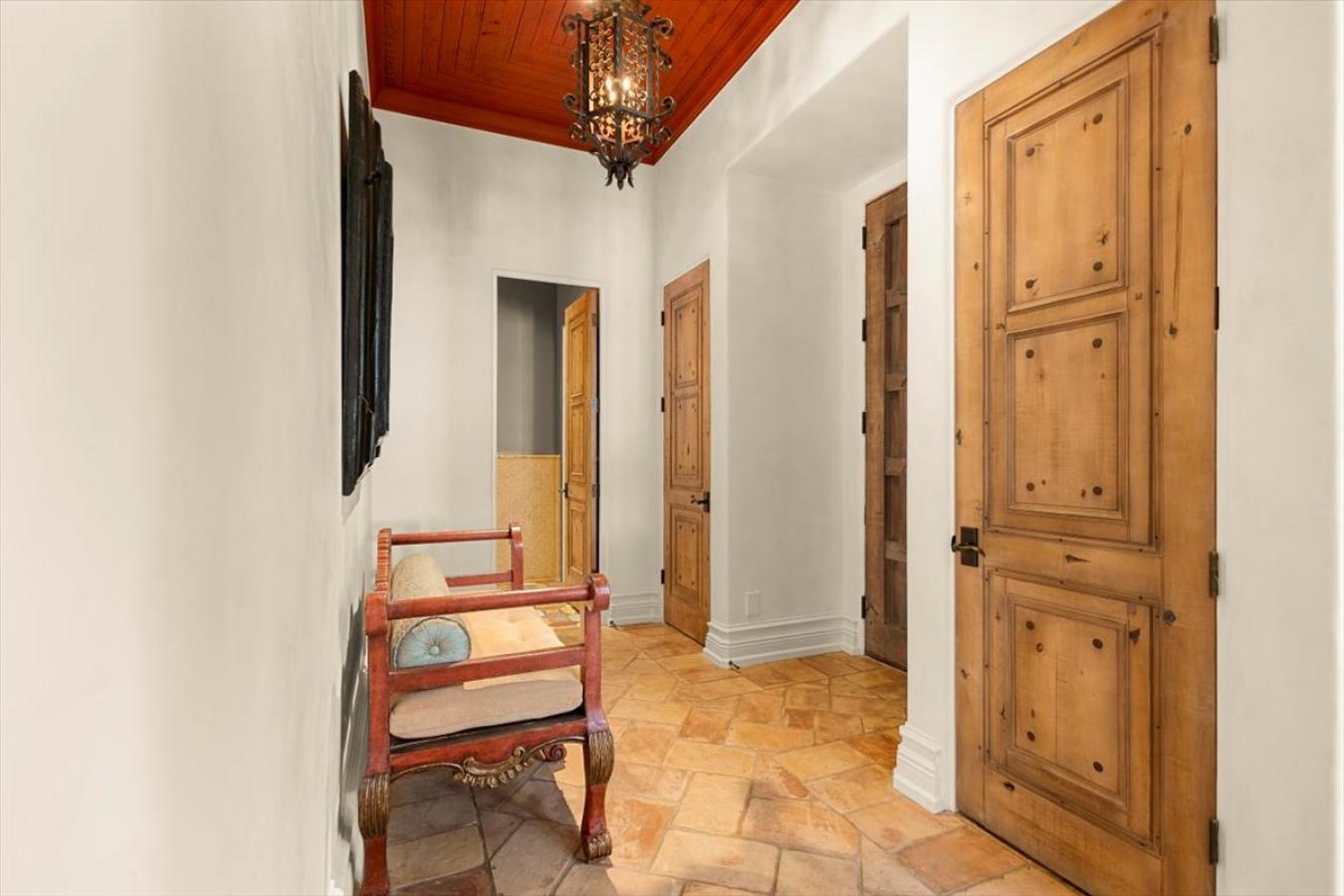 Tyler, Smith, 75709, United States, 6 Bedrooms Bedrooms, ,5 BathroomsBathrooms,Residential,For Sale,2003577