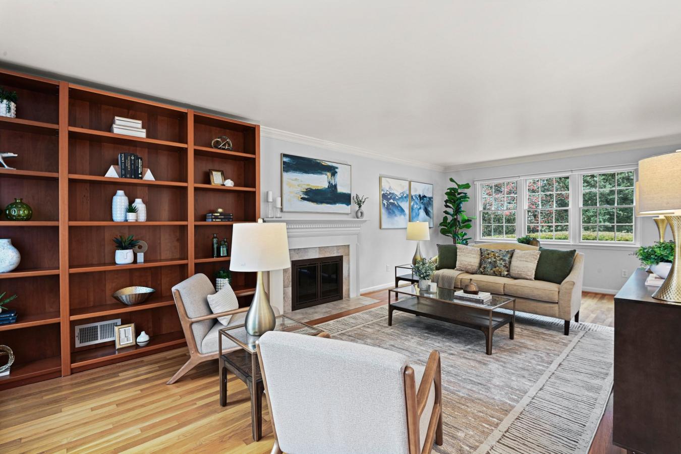 McLean, Fairfax County, 22102, United States, 4 Bedrooms Bedrooms, ,3 BathroomsBathrooms,Residential,For Sale,2003578