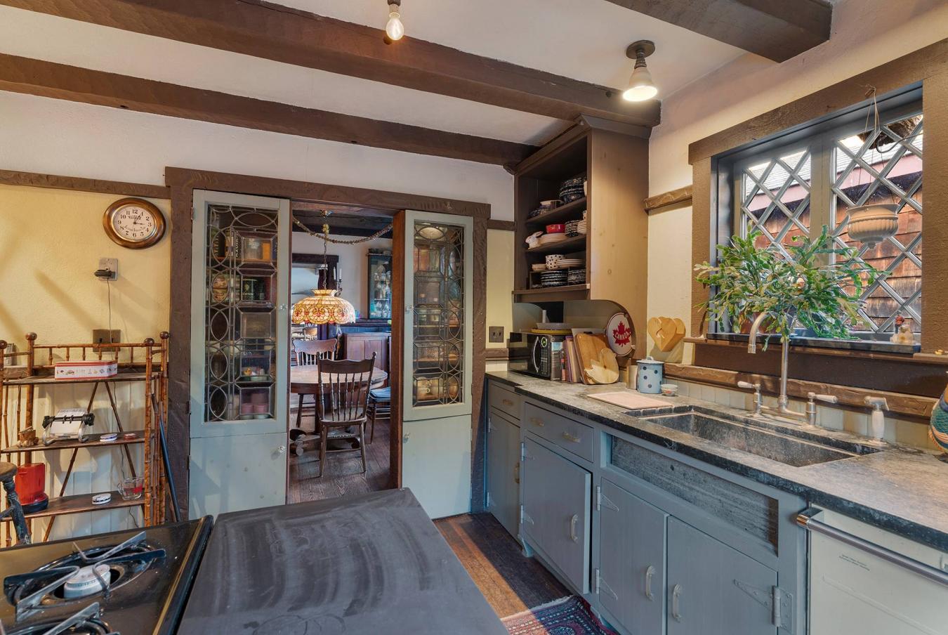 Village of Southampton, New York, 11968, United States, 5 Bedrooms Bedrooms, ,2 BathroomsBathrooms,Residential,For Sale,2007587